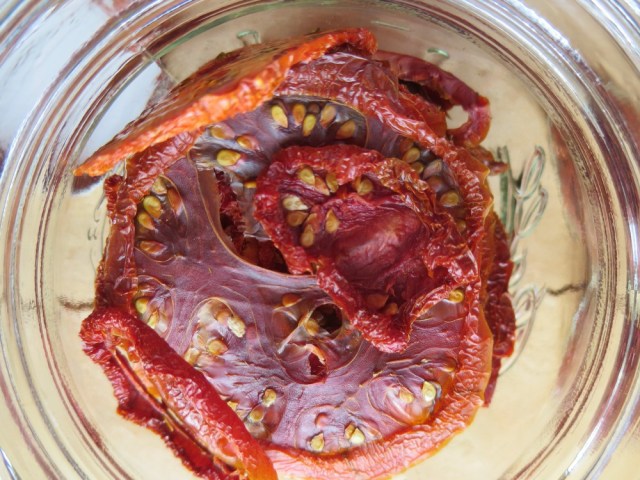 Preserving Tomatoes by dehydration, and then storing them for winter cooking recipes